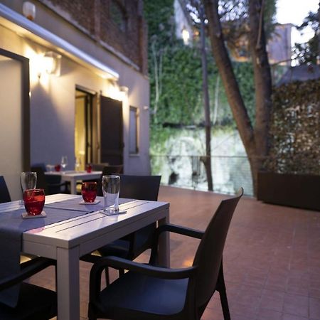 Relais Anfitheatro Bed & Breakfast คาตาเนีย ภายนอก รูปภาพ